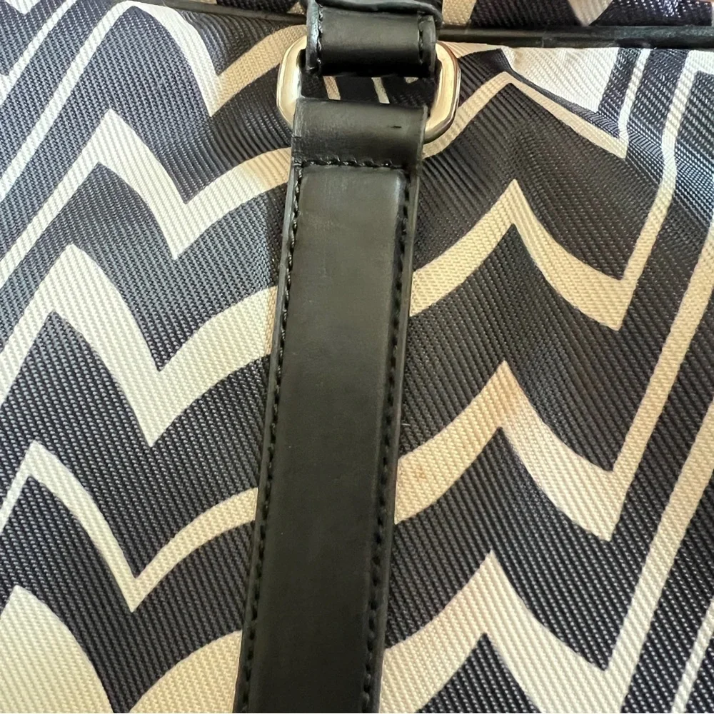 Missoni Target Zig Zag Messenger Bag Crossbody Computer Tote Travel Collectible